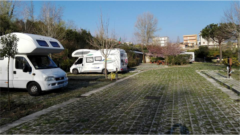 Camper club Napoli - ponte25aprile2016.jpg