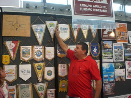 Camper club Napoli - riminifiera07.jpg